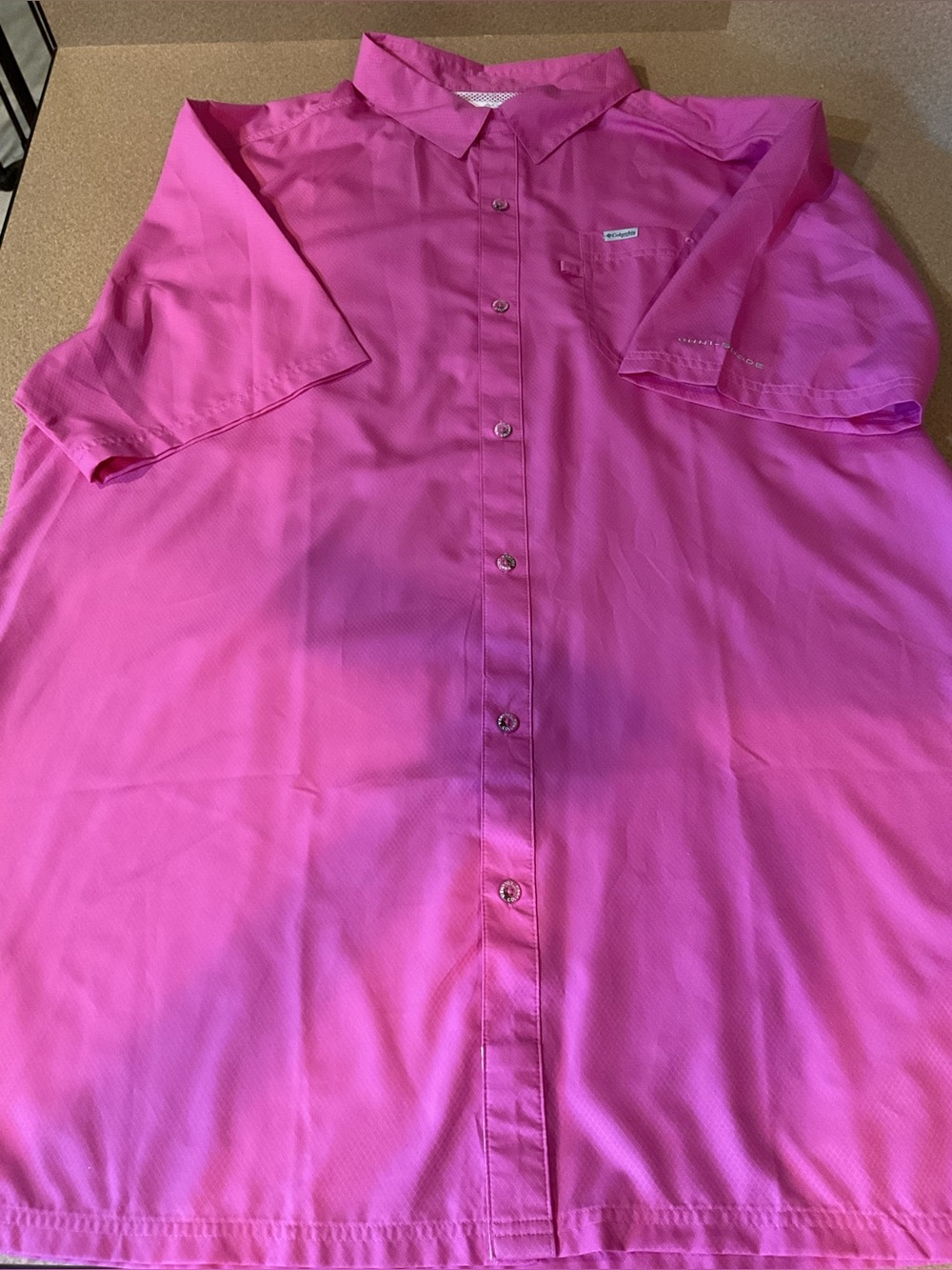 Men's Columbia Short-Sleeve Button-Up Shirt